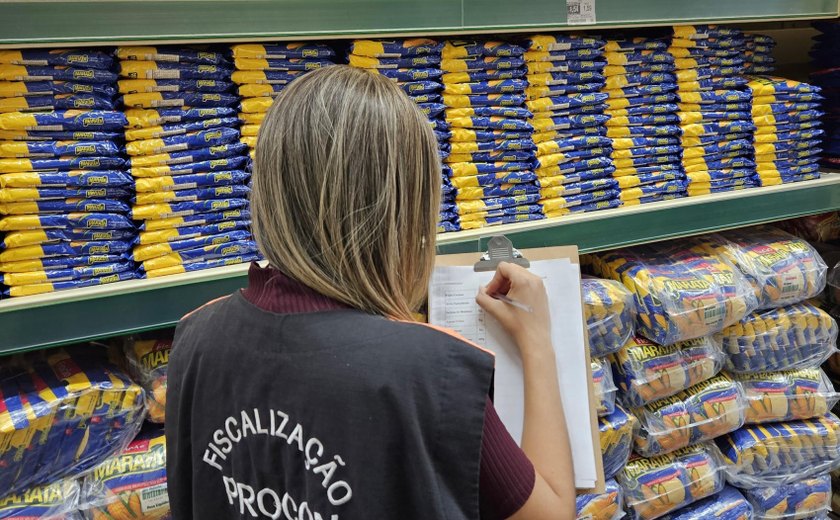 Procon Maceió realiza pesquisa de itens da cesta básica