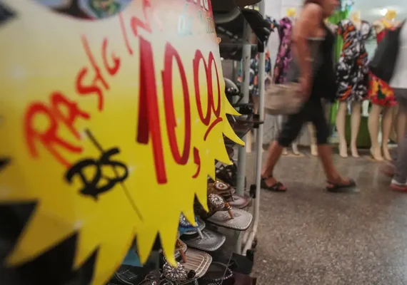 Mercado eleva previsão da inflação para 4,71% este ano