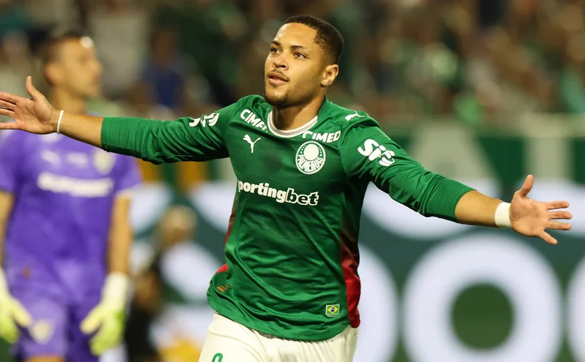 Palmeiras derrota Fluminense e mantém liderança do Brasileiro