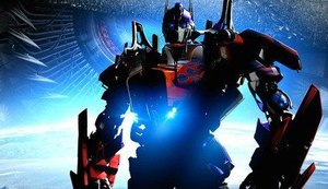 Novo trailer de 'Transformers' traz batalhas na Alemanha Nazista e até na Lua