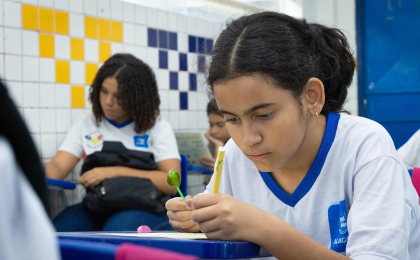 Matrícula online para estudantes novatos da rede estadual começa nesta segunda-feira