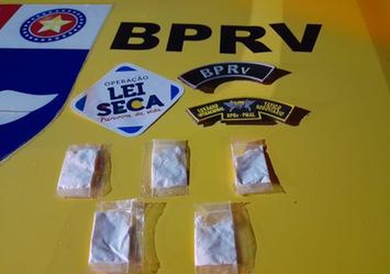 Operação Lei Seca realiza prisão em flagrante por porte de droga durante festa de emancipação, em Quebrangulo
