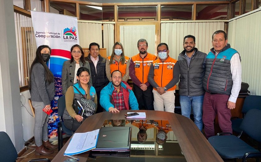 Técnicos da Prefeitura de Maceió conhecem processos de estabilização de encostas na Bolívia
