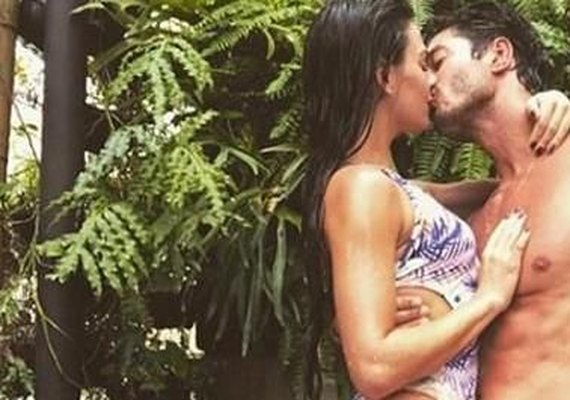 Foto ousada de Isis Valverde com namorado na internet choca fãs e repercute