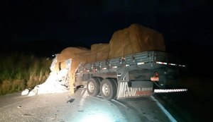 Colisão entre dois caminhões deixa uma pessoa morta na BR-101