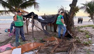 Fogueiras com estruturas irregulares são retiradas na Praia da Avenida