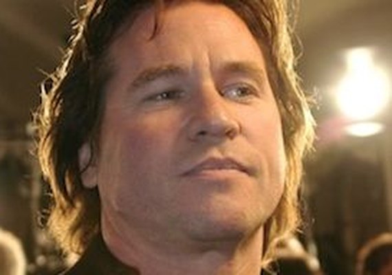 Val Kilmer é o novo acusado de abuso: soco em atriz em teste