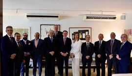 Presidente Fábio Bittencourt representa TJ/AL em reunião do Consepre com Hugo Motta