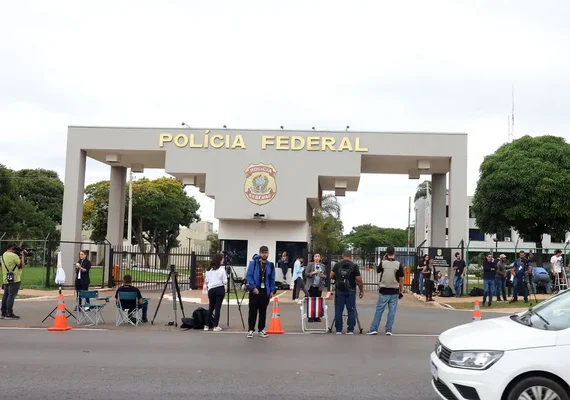 Advogado afirma que recorrerá da decisão que prendeu Bolsonaro