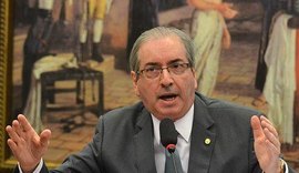 Eduardo Cunha apanha em aeroporto no Rio de Janeiro; assista