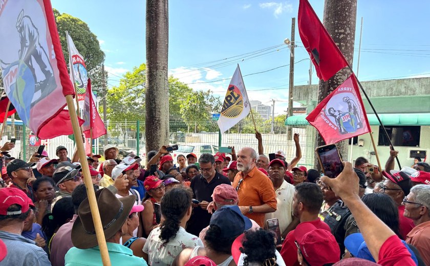 Iteral negocia com lideranças dos sem-terra e libera trecho da Av. Fernandes Lima após protesto