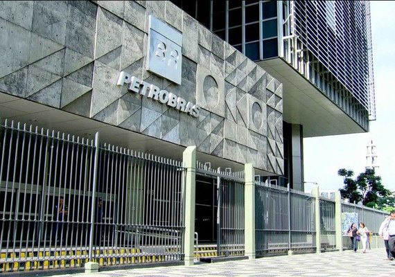 Aprovados em concurso da Petrobras serão chamados imediatamente, diz RH