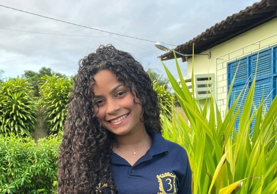 AL: aluna de escola estadual em Paulo Jacinto fica na 2ª colocação no Progama Jovem Senador