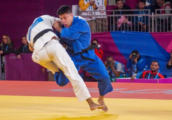 Eduardo Yudy aplica ippon em 19 segundos e leva o quarto ouro para o judô brasileiro