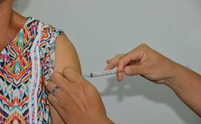 Alagoas vacinou 87,9% do público-alvo contra a gripe
