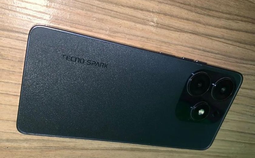 Homem é preso com celular furtado no bairro da Levada, em Maceió