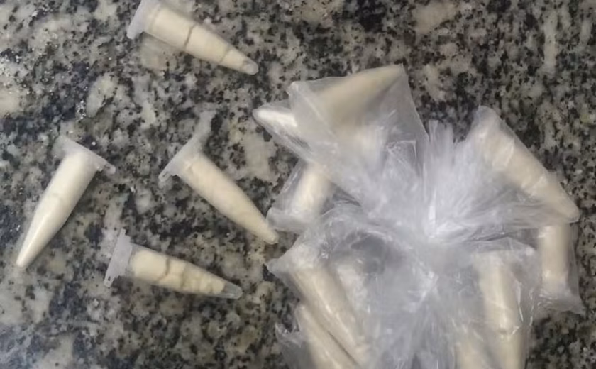 Por R$ 500 por semana, homem preparava pinos de cocaína