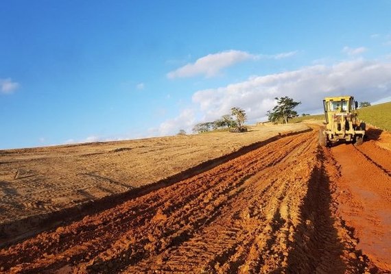 Governador Renan Filho inspecionará obras viárias no interior do Estado nesta sexta (29)