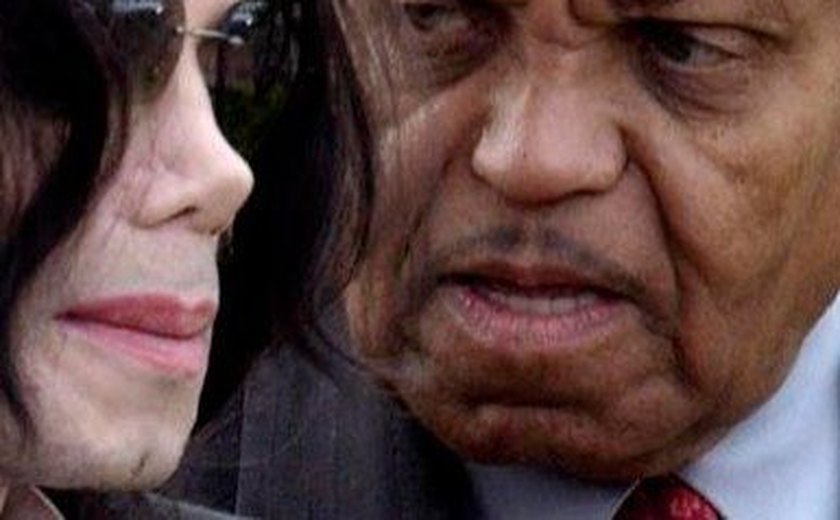 Pai de Michael Jackson sofre de doença terminal e está à beira da morte