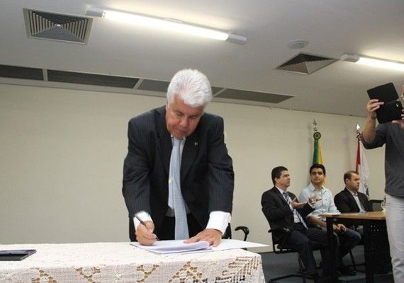 Nonô é exonerado da Secretaria de Saúde de Maceió