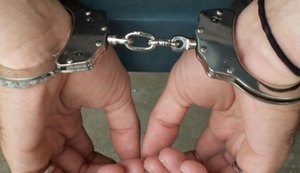 Polícia Civil prende jovem suspeito de roubos em residências de Marechal Deodoro