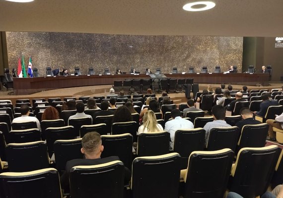 CNJ suspende pagamentos milionários a credores de João Lyra