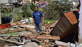 Vendaval atinge 1,6 mil pessoas e destrói 500 casas em município do RS