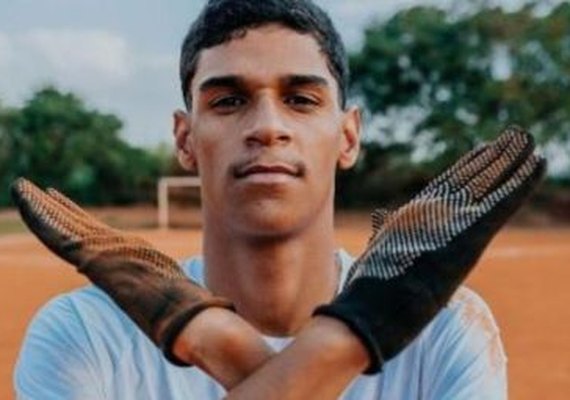 Luva de Pedreiro é internado na UTI com quadro de bradicardia