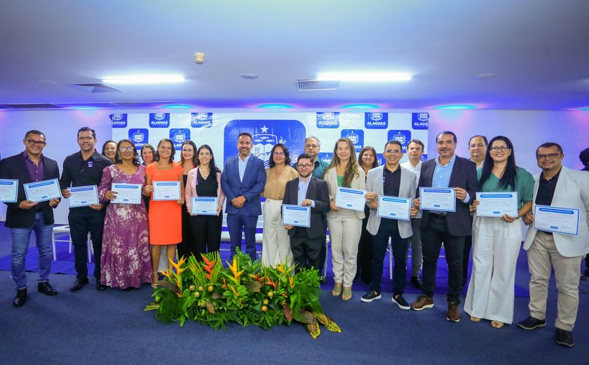 Estado dá posse aos novos gerentes especiais de Educação selecionados por mérito técnico