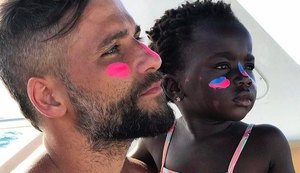 Bruno Gagliasso aparece com a filha Titi e foto se destaca na internet