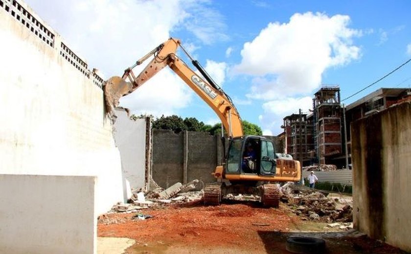 Obras do Hospital Metropolitano avançam após desapropriações no Tabuleiro