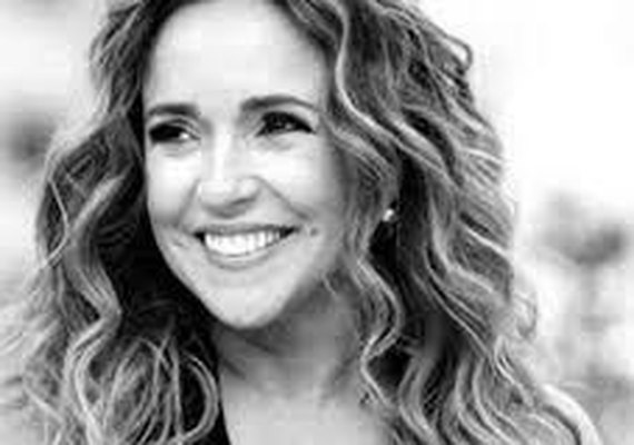 Daniela Mercury dispara: 'Sou rainha gay, só não tive a sorte de nascer negra'