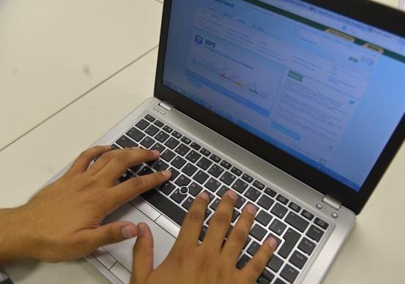 Receita libera hoje crédito do primeiro lote de restituição do Imposto de Renda