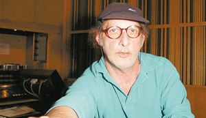 Morre aos 71 anos o produtor musical e jurado de TV Arnaldo Saccomani