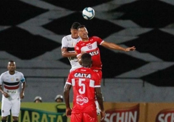 CRB é derrotado pelo Santa Cruz de virada no Recife