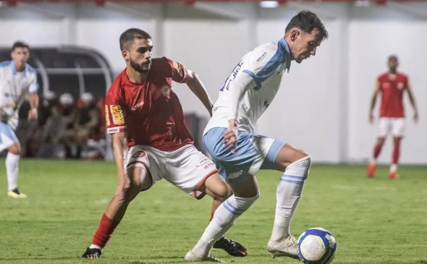 CSA vence Tombense em Minas Gerais e se afasta da zona de rebaixamento