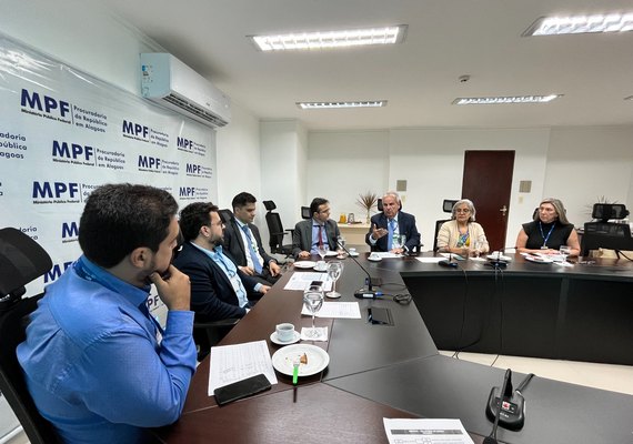 MPF recebe reunião ordinária do Fórum de Combate à Corrupção em Alagoas