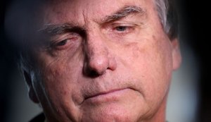 Maioria do TSE mantém decisão que declarou Bolsonaro inelegível