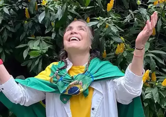 Instagram marca post de Regina Duarte como fake news e Gabriela deixa de seguir a mãe