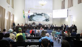 Parlamentares e representantes religiosos pedem mais rigor contra atos de intolerância