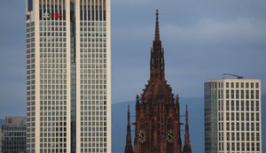 Após quase 100 anos de sigilo, Suíça passa a compartilhar dados bancários