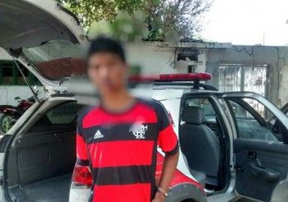 Adolescente suspeito de matar a irmã é espancado em cela