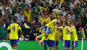 Suécia goleia Tunísia e lidera grupo que também tem Holanda e Japão