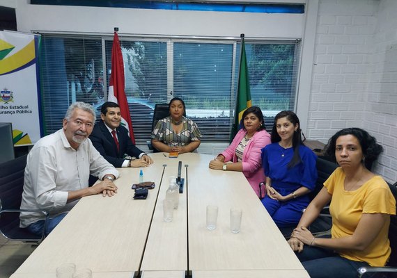 Advogada com camisa de Lula é agredida por policiais militares