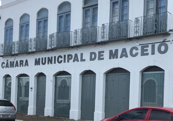 Após recesso, Câmara de Maceió retoma atividades legislativas em nova sede