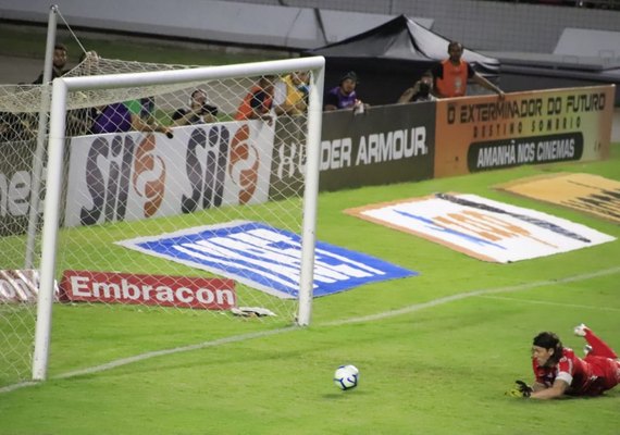 CSA vence Corinthians no Rei Pelé e fica a um ponto de sair da zona do rebaixamento