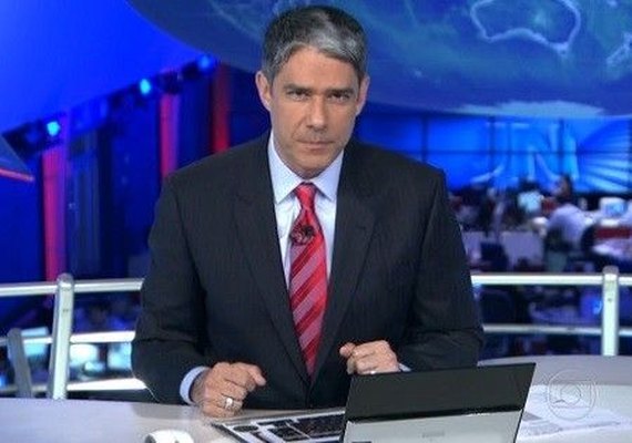 William Bonner estreia em 'Verão 90' e mudará vida de João Guerreiro