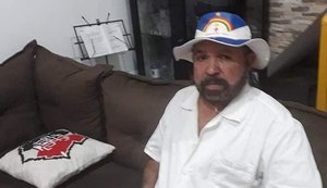 Fundador do bloco 'A Mulher da Capa Preta', Marcos Catende morre aos 65 anos