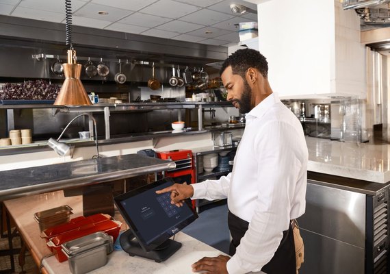 Empresários de bares e restaurantes ainda desconhecem impactos e cronograma da reforma tributária