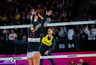 Após revés na semi, Brasil busca bronze no Mundial de vôlei de praia